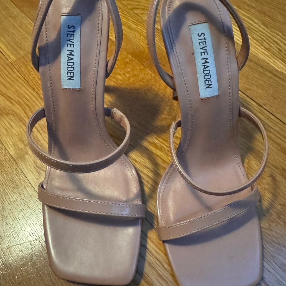 Steve Madden Women's Nude Heel